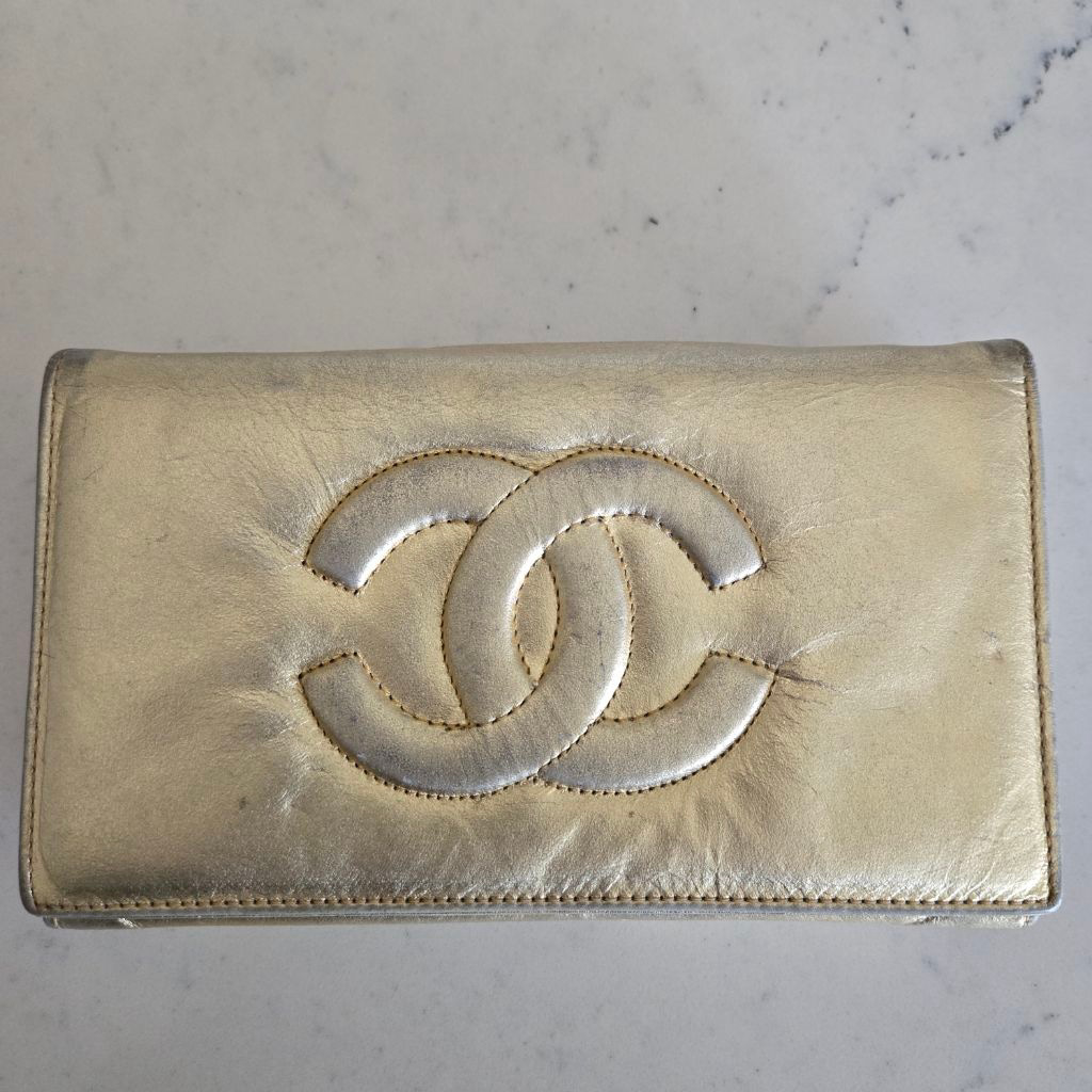 Womens Chanel Vintage Gold Metallic Leather Long Bifold Wallet